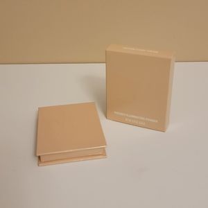 Kylie Jenner "Cotton Candy Cream" Pressed Illuminating Powder